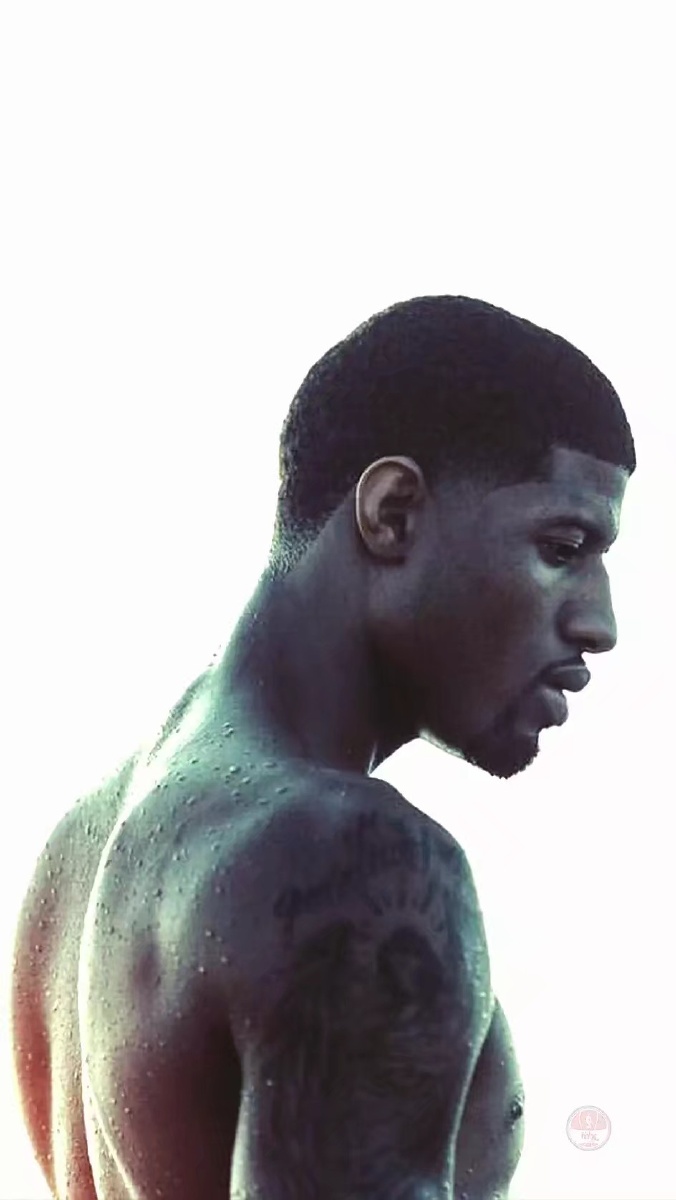 环球足球奖2025年度最佳球员候选：姆巴佩在列，巴黎8人入选（2025环球足球奖最佳球员候选出炉 姆巴佩上榜 巴黎共有8人入选）