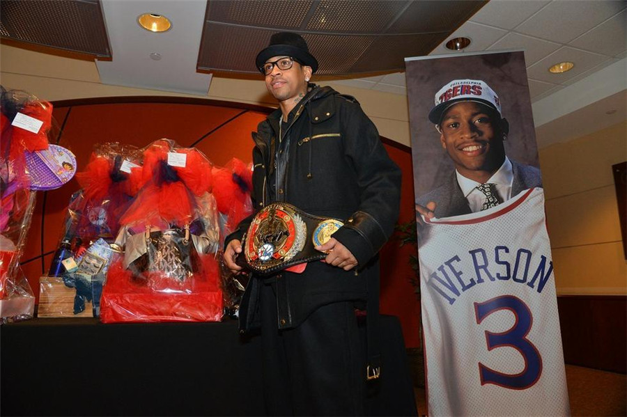 米兰总监：米兰德比的胜利有利建队，魔笛是老将但场上最有活力（米兰高层：同城德比告捷利于建队，魔笛虽为老将仍是场上最有活力）