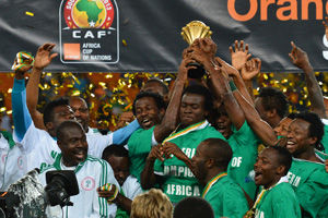 莫雷托：罗马正与曼奇尼谈续约，预计续到2030或2031年（莫雷托称罗马正与曼奇尼洽谈续约，合同预计延至2030或2031年）