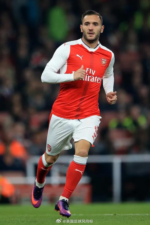 他明明能投，却选择了传（明明能出手，他偏要分球）