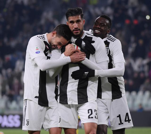 12月23日CBA看点：广东德比再度上演，浙江&上海狭路相逢（12月23日CBA看点：广东德比再燃战火，浙江与上海正面交锋）