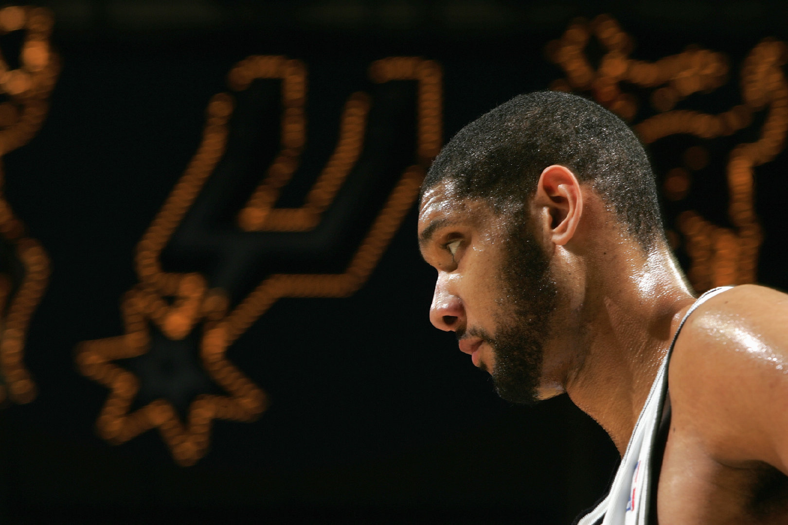 万隆前锋：我已准备好复出，我能否进球不重要，球队能赢就行（万隆前锋复出在即：不计个人进球，只求球队胜利）