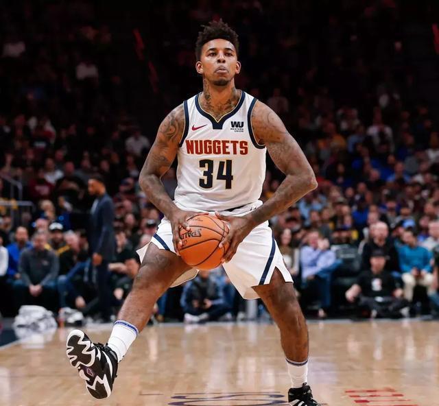 马竞客战埃因霍温：阿尔瓦雷斯搭档瑟洛特，小西蒙尼出战（马竞做客埃因霍温：阿尔瓦雷斯联袂瑟洛特，小西蒙尼有望出场）